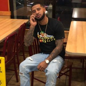 Meet your Posher, Robert